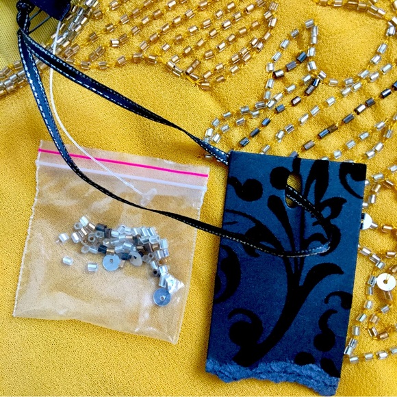 BKE Embellished Sleeveless Tank Top Yellow Gold Size Large - Picture 13 of 17